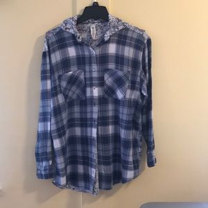 Aeropostale plaid/floral button up.